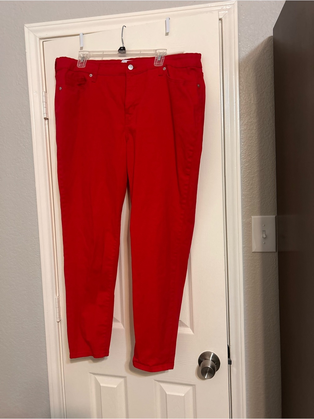 crown & ivy Red Skinny Pants